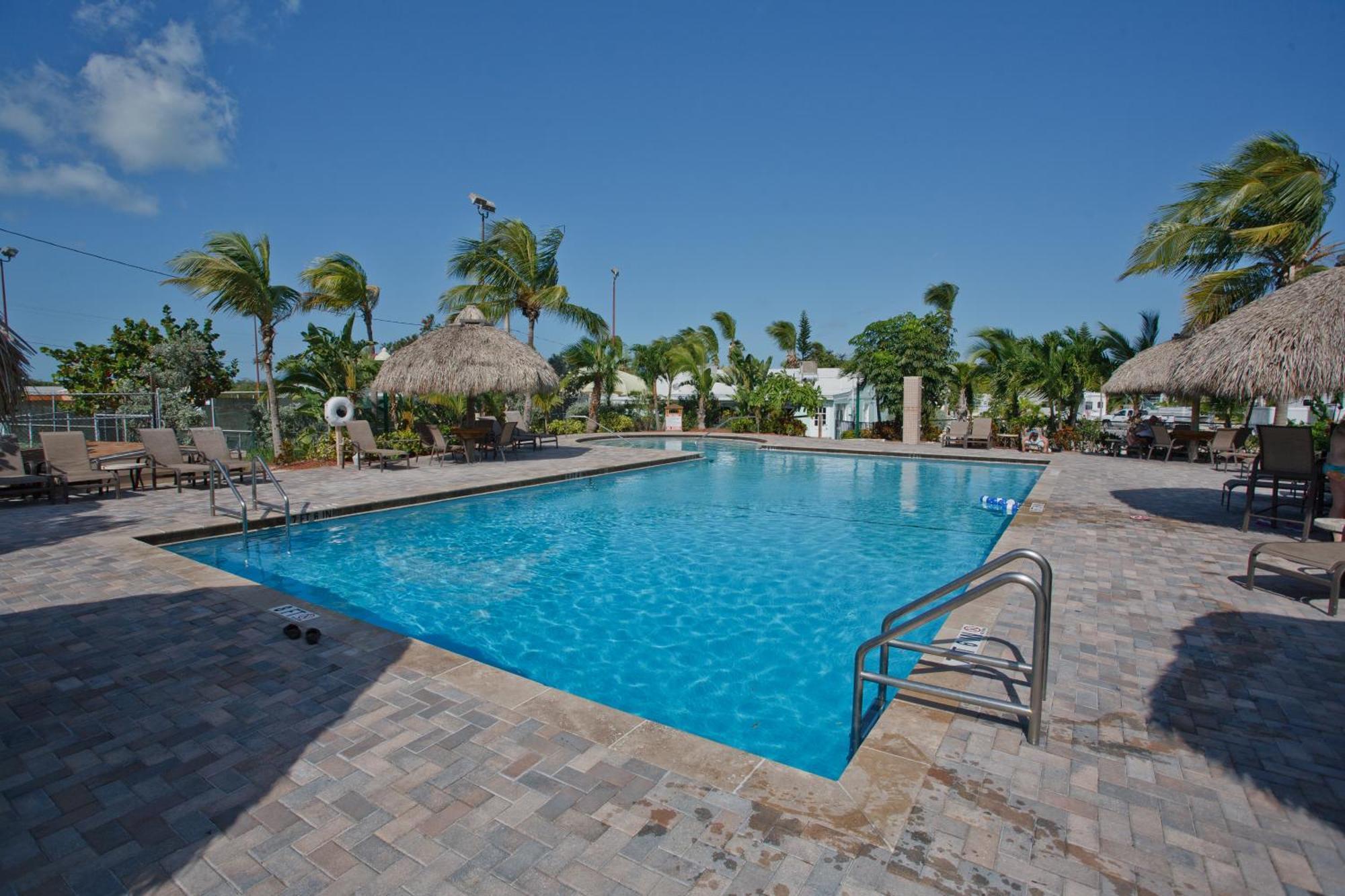 Sunshine Key Rv Resort & Marina บิกไพน์คีย์ ภายนอก รูปภาพ